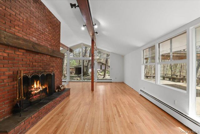 9 E Cradle Rock Road, Pound Ridge, NY 10576