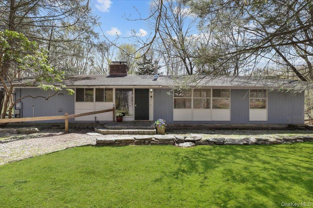 9 E Cradle Rock Road, Pound Ridge, NY 10576