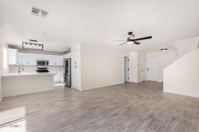 11145 W CAMPBELL Avenue, Phoenix, AZ 85037