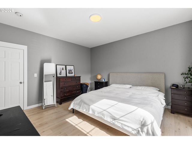 1710 Sw 3RD St, Pendleton, OR 97801