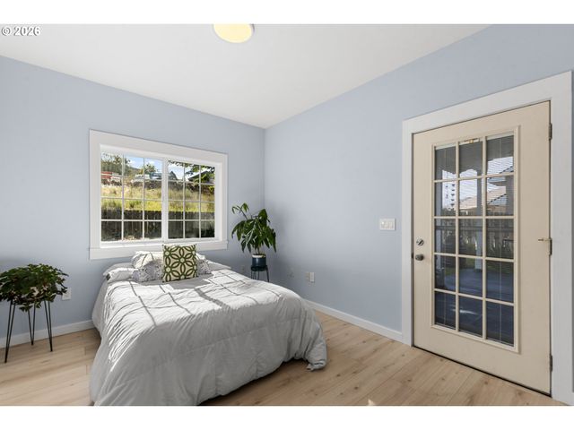 1710 Sw 3RD St, Pendleton, OR 97801