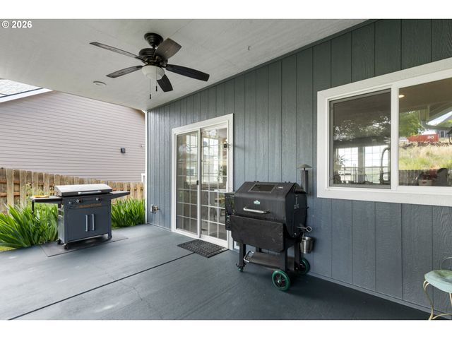 1710 Sw 3RD St, Pendleton, OR 97801