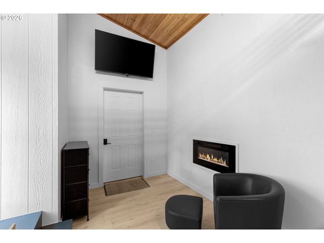 1710 Sw 3RD St, Pendleton, OR 97801