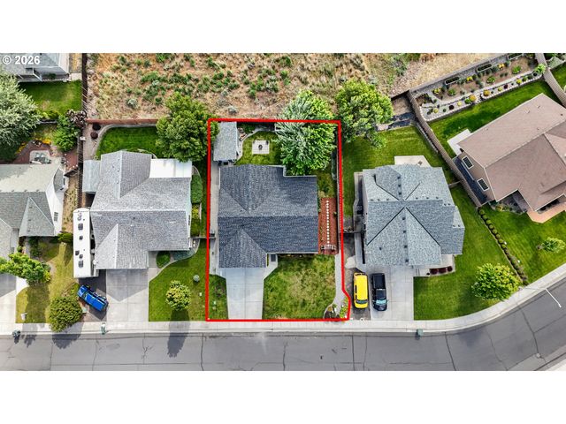 1710 Sw 3RD St, Pendleton, OR 97801