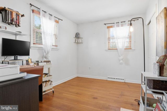 51 GLEN OAKS DR, Lancaster, PA 17603