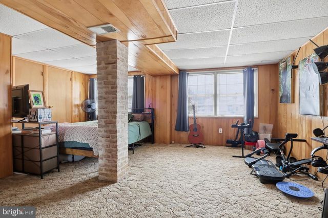 51 GLEN OAKS DR, Lancaster, PA 17603