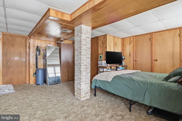 51 GLEN OAKS DR, Lancaster, PA 17603