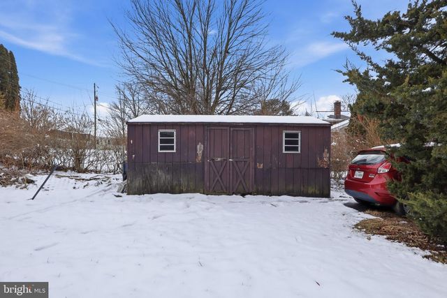 51 GLEN OAKS DR, Lancaster, PA 17603