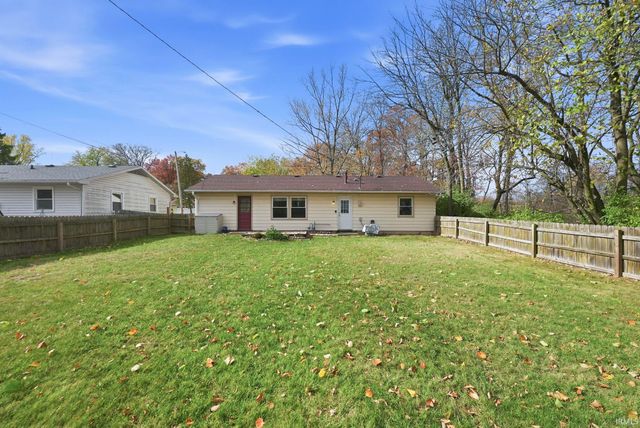 2936 Stanford Avenue, Fort Wayne, IN 46808