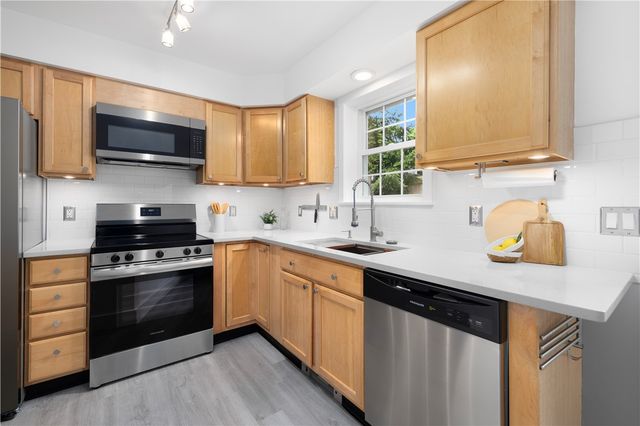 45 Cherry Lane C, South Kingstown, RI 02879