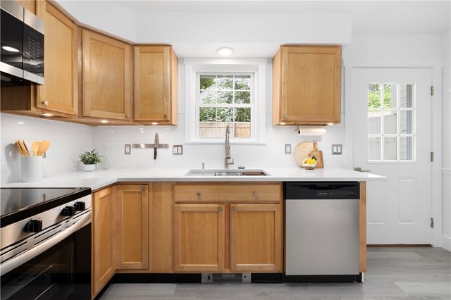 45 Cherry Lane C, South Kingstown, RI 02879