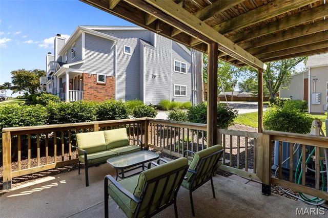 1450 High School Drive, St Louis, MO 63144