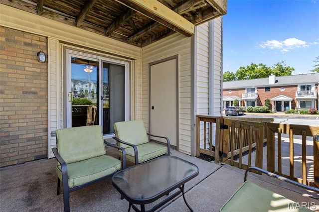 1450 High School Drive, St Louis, MO 63144