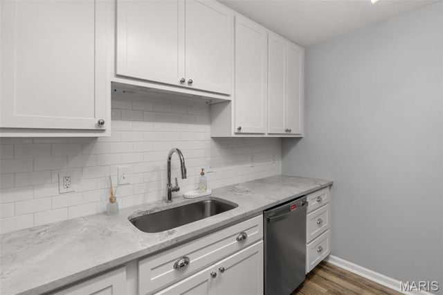 1450 High School Drive, St Louis, MO 63144