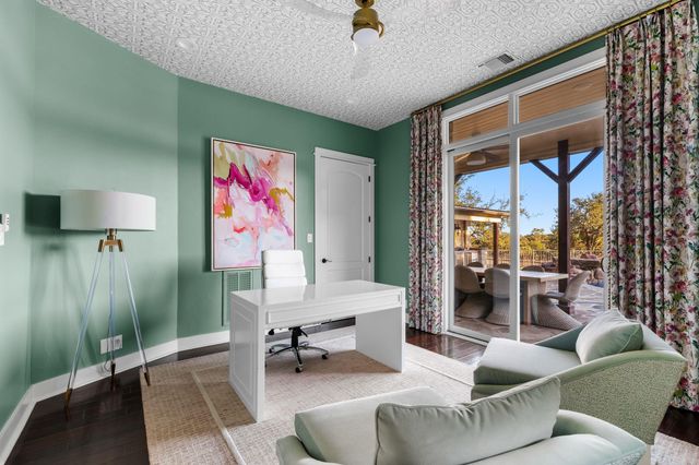 7825 Lynchburg DR, Austin, TX 78738