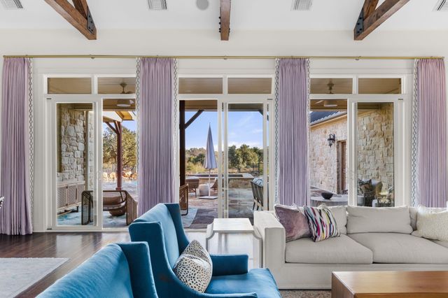 7825 Lynchburg DR, Austin, TX 78738