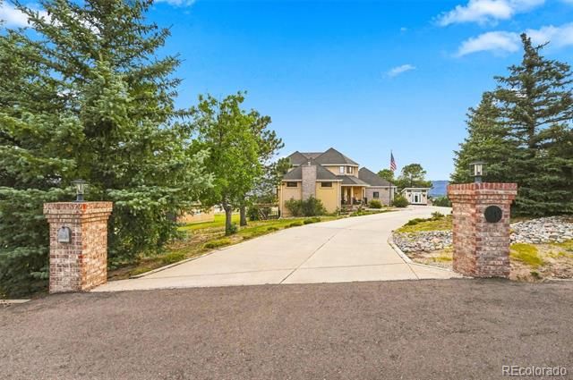945 Caribou Drive, Monument, CO 80132