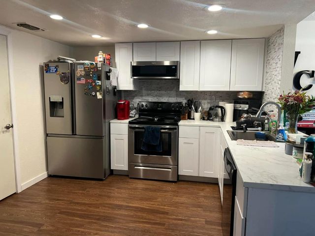2586 W Duet Dr, West Sacramento, CA 95691