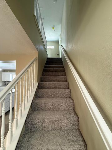 1333 Ojo Feliz Street SW, Albuquerque, NM 87121