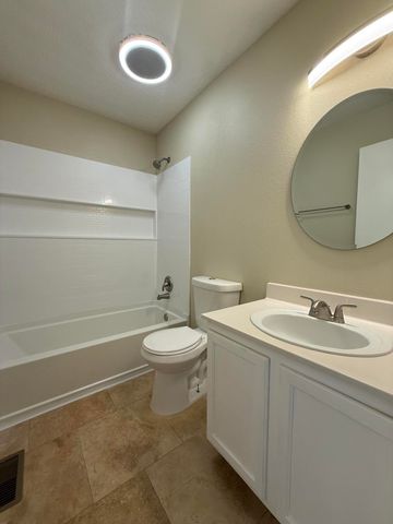 1333 Ojo Feliz Street SW, Albuquerque, NM 87121