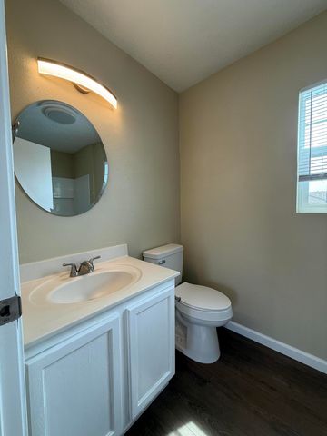 1333 Ojo Feliz Street SW, Albuquerque, NM 87121