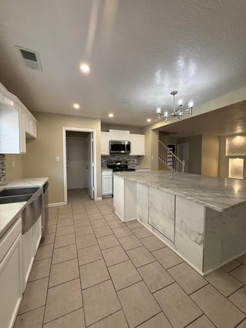 1333 Ojo Feliz Street SW, Albuquerque, NM 87121