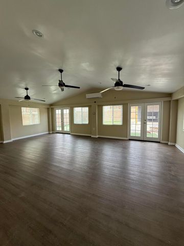 1333 Ojo Feliz Street SW, Albuquerque, NM 87121