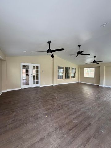 1333 Ojo Feliz Street SW, Albuquerque, NM 87121