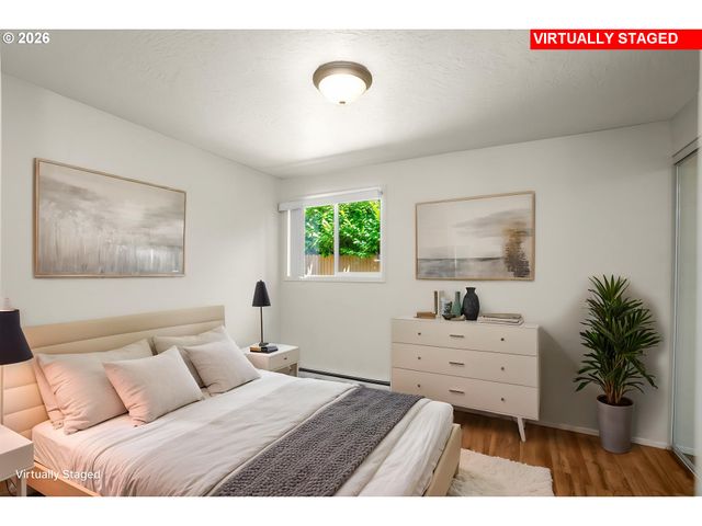 3930 LAKE GROVE Ave C1, Lake Oswego, OR 97035