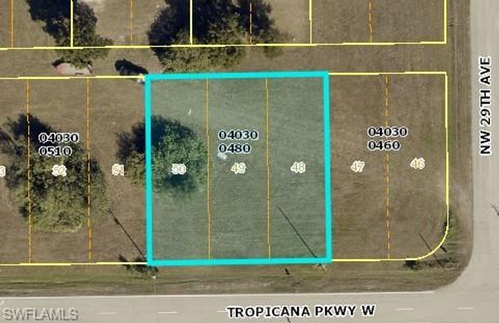 Image 1 of property listing at 2907 Tropicana PKWY W, Cape Coral, FL 33993