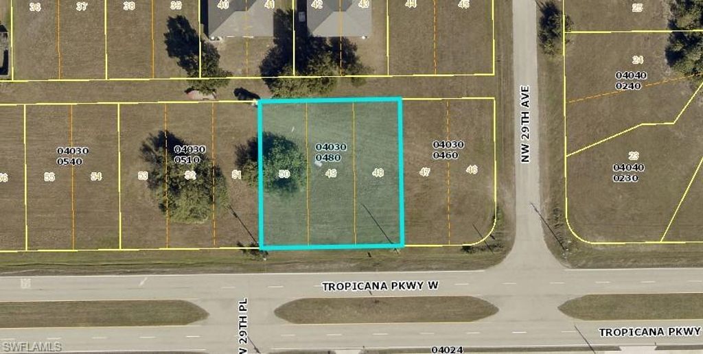 Image 3 of property listing at 2907 Tropicana PKWY W, Cape Coral, FL 33993