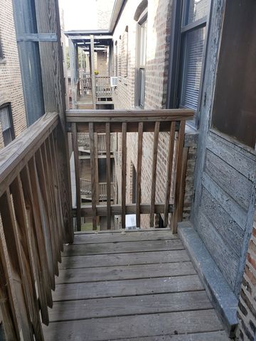 6520 N Glenwood Avenue 3E, Chicago, IL 60626