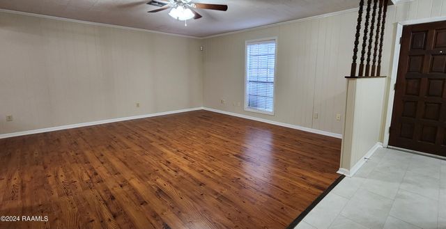 403 Bell Downs Drive, Lafayette, LA 70506