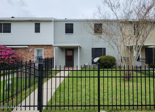 403 Bell Downs Drive, Lafayette, LA 70506