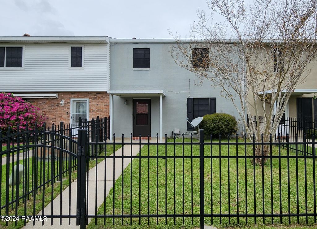 403 Bell Downs Drive, Lafayette, LA 70506