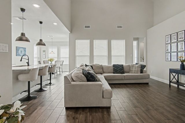 5621 Salt Springs Drive, Fort Worth, TX 76179