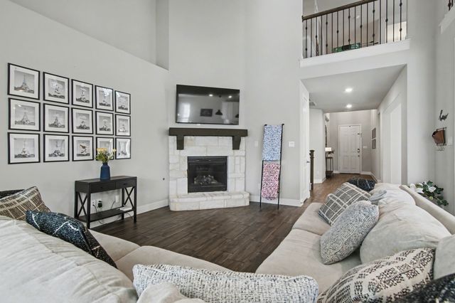 5621 Salt Springs Drive, Fort Worth, TX 76179