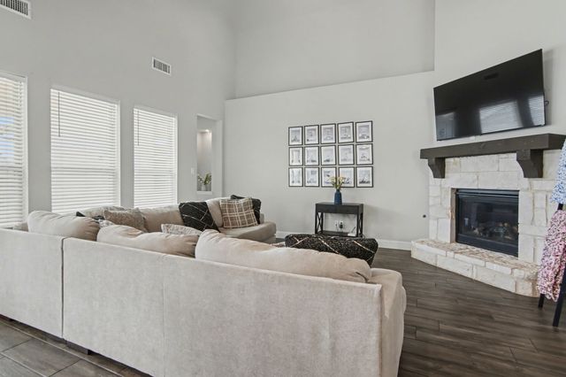 5621 Salt Springs Drive, Fort Worth, TX 76179