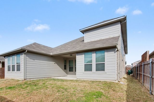 5621 Salt Springs Drive, Fort Worth, TX 76179
