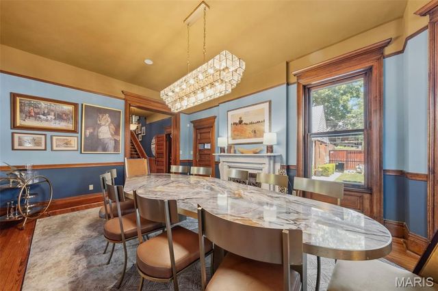 3117 Russell Boulevard, St Louis, MO 63104