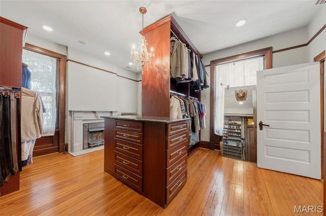 3117 Russell Boulevard, St Louis, MO 63104