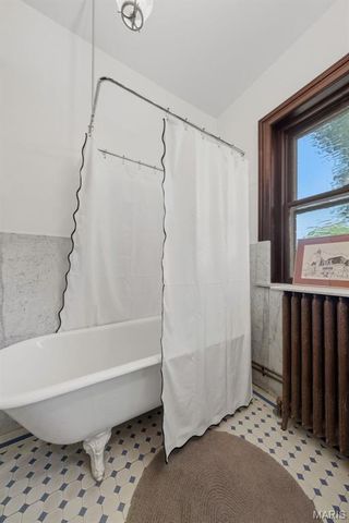 3117 Russell Boulevard, St Louis, MO 63104