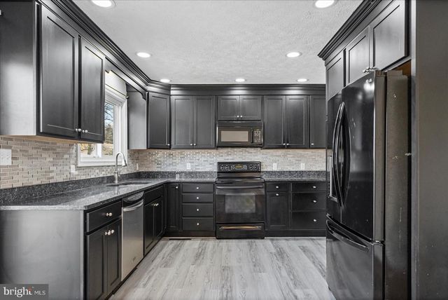 237 POPLAR AVE, Glen Burnie, MD 21061