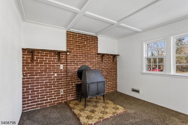 39 Gage Rd, East Brunswick Twp., NJ 08816