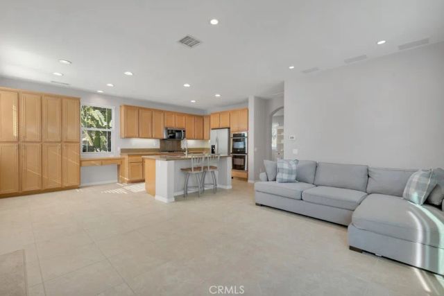 406 Town Forest Court, Camarillo, CA 93012