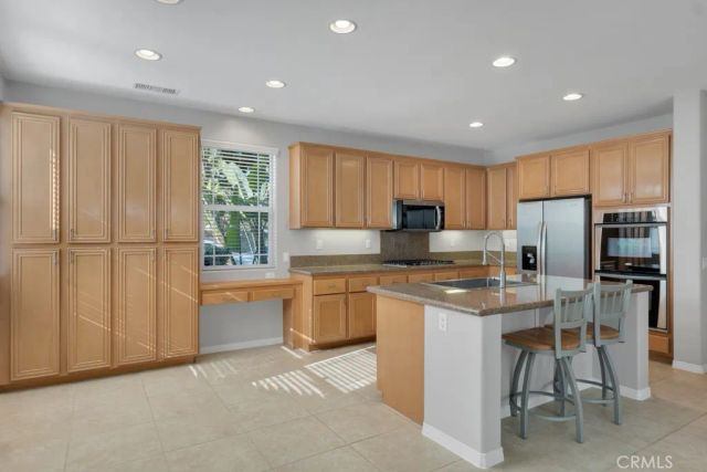 406 Town Forest Court, Camarillo, CA 93012