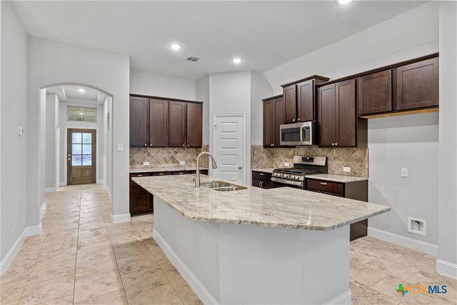 1317 Rolling Field, New Braunfels, TX 78132