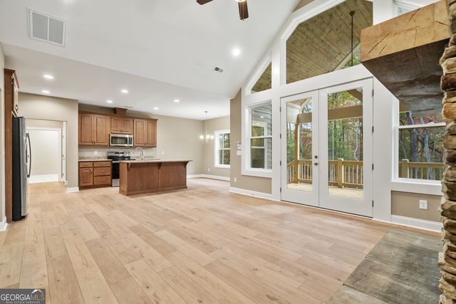 8 Hawks Nest Road, Blairsville, GA 30512