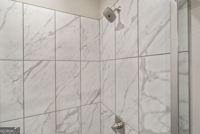 8 Hawks Nest Road, Blairsville, GA 30512