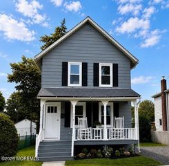 17 Henry Street, Freehold, NJ 07728